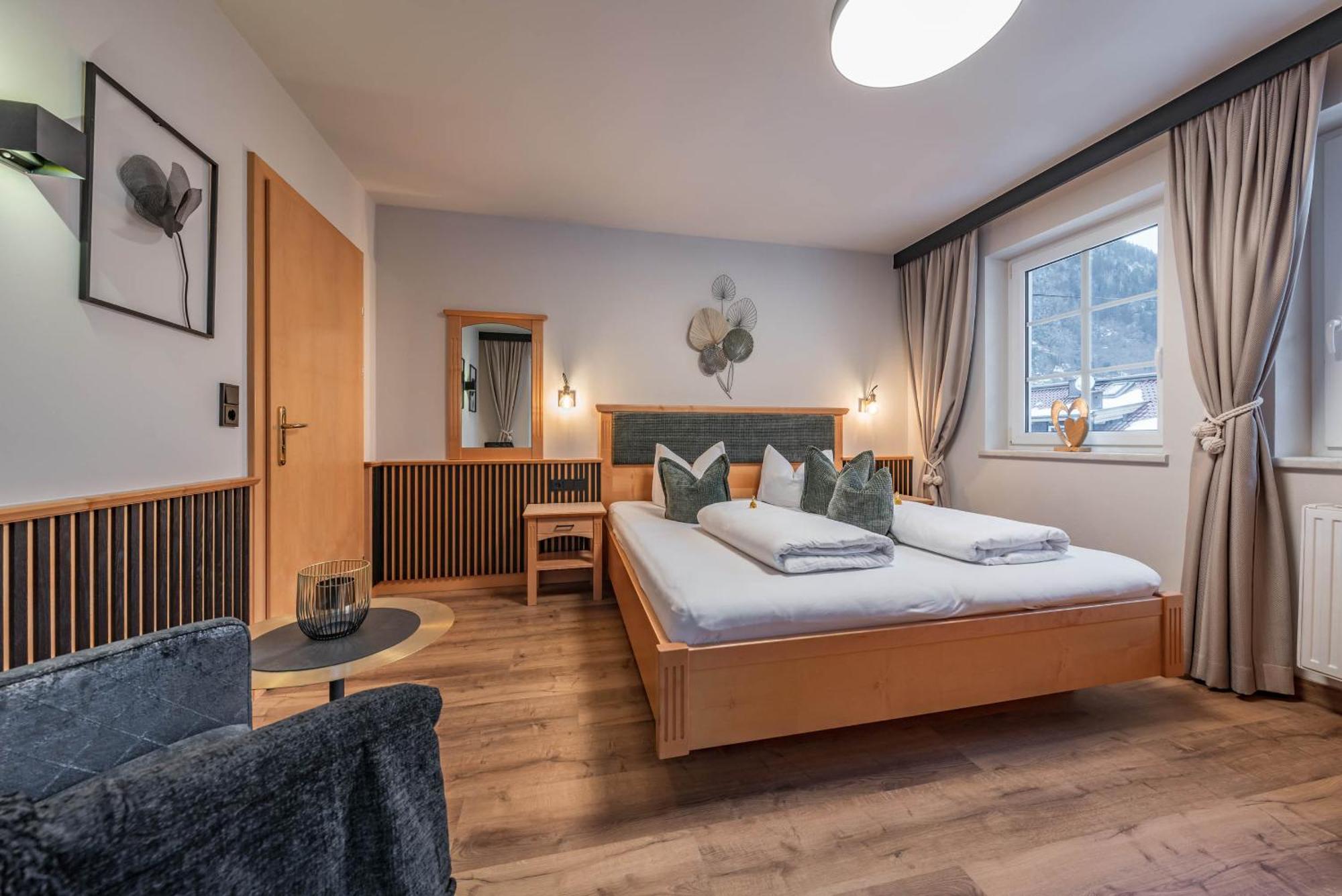 Apparthotel Sonnenhof Mayrhofen Exterior foto